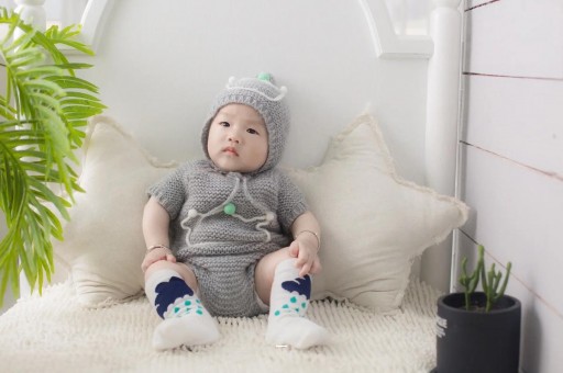 国内三个月私人代生产子吸下嘴唇 国内三个月私人代生产子吸下嘴唇